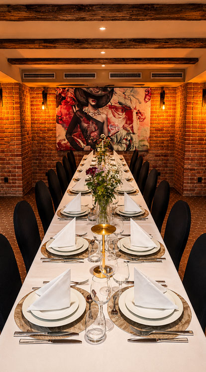 Sharing Restaurant - Berg & Berg Dining